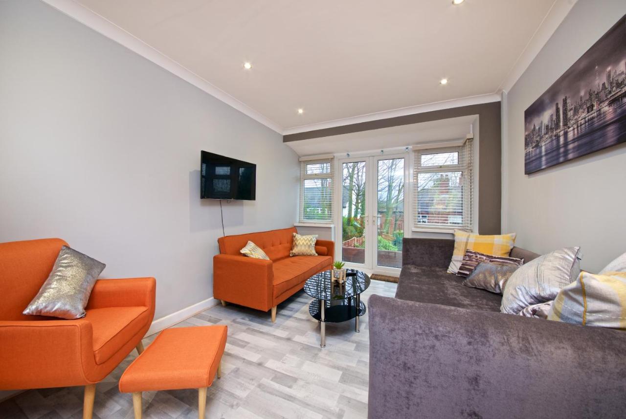 מנצ'סטר Beautiful Cozy Home With Free Parking מראה חיצוני תמונה