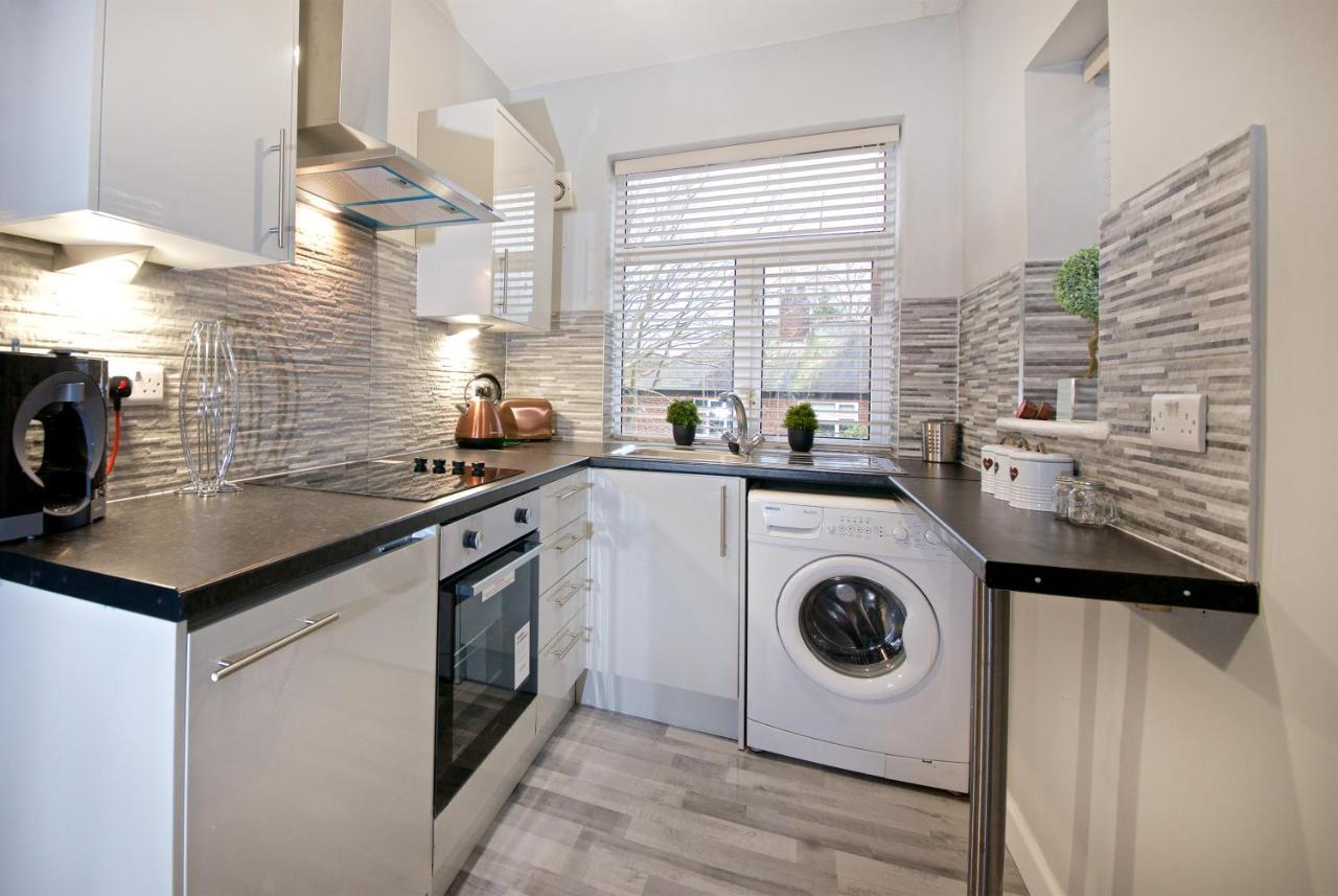 מנצ'סטר Beautiful Cozy Home With Free Parking מראה חיצוני תמונה