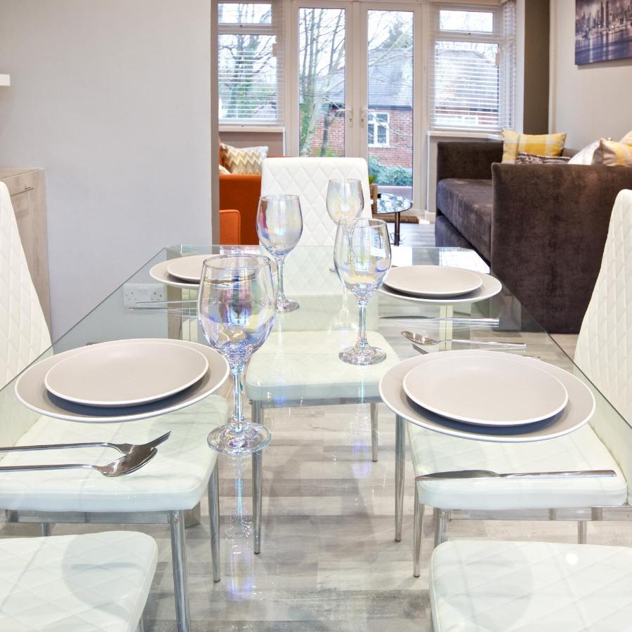מנצ'סטר Beautiful Cozy Home With Free Parking מראה חיצוני תמונה